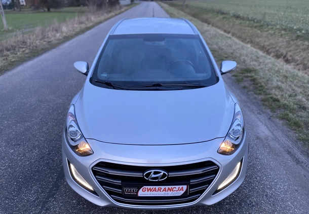 Hyundai I30 cena 40890 przebieg: 109457, rok produkcji 2016 z Hajnówka małe 781